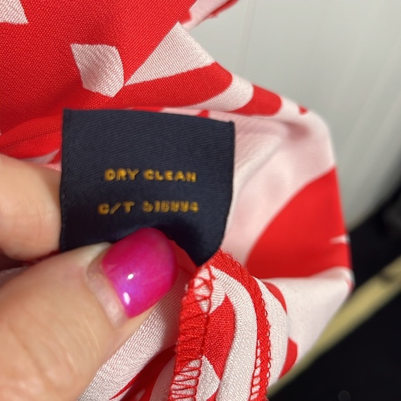 Just Taylor Womens Dress 12 Red White Fit & Flare Sleeveless Zip Back Pleats EUC - Picture 8 of 15